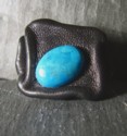 BAGUE EN CUIR NOIR ET TURQUOISE BLEUE VERITABLE
