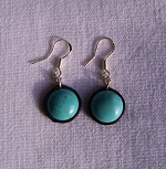 Boucles d’oreilles une pierre ronde en turquoise bleue claire et argent 925