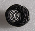 Broche cuir souple noir