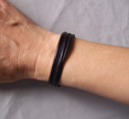MINI BRACELET EN CUIR SOUPLE FROISSE NOIR