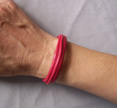MINI BRACELET EN CUIR SOUPLE FROISSE ROSE LILAS