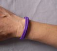 MINI BRACELET EN CUIR SOUPLE FROISSE VIOLET CLAIR