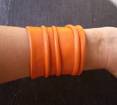 BRACELET LARGE EN CUIR FROISSE ORANGE