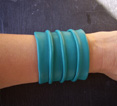 BRACELET LARGE EN CUIR FROISSE TURQUOISE