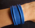 PETIT BRACELET CUIR FROISSE BLEU GREC