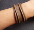 PETIT BRACELET CUIR FROISSE ETOUPE