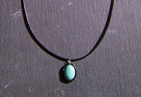 Pendentif turquoise bleue claire