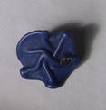 BAGUE FLEUR CUIR FROISSE BLEU FONCE