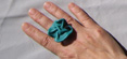 BAGUE FLEUR CUIR FROISSE TURQUOISE